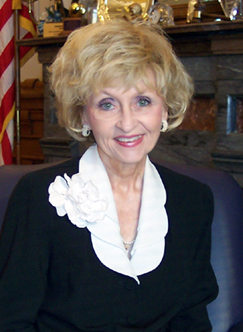 Photo of Dr. Suellen Reed